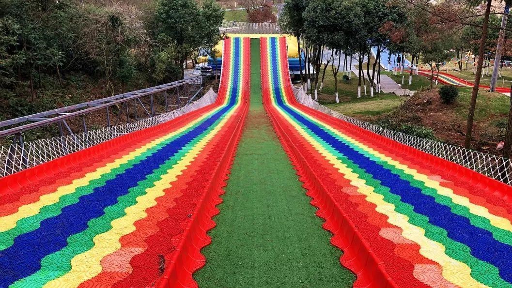 泉州彩虹滑梯