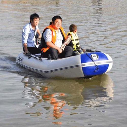 泉州景区游玩漂流船